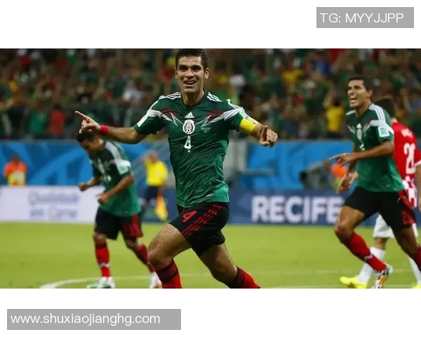 墨西哥足球传奇人物回顾：最老足球明星的辉煌岁月与不朽传奇